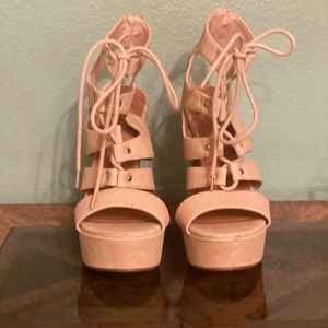 Lola Shoetique Beige Heels